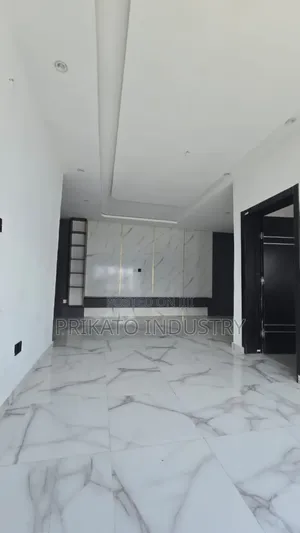 2-Bedroom Apartment don haya a Cyberville Estate, Ikate-Elegushi
