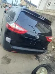 Toyota Sienna XLE 2016 Baki - 2