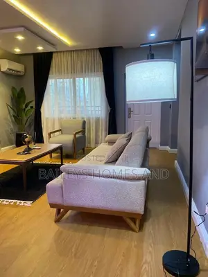 Gidan Sauyi 3 Bedroom da Pool, Ikate Lekki Lagos