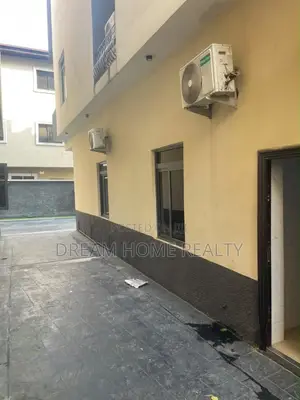 Gidan 4 Bedroom Mai Cikakken Kayayyaki don Hayarwa a Parkview Estate, Ikoyi