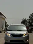 Toyota Sienna 2012 Silver - 1