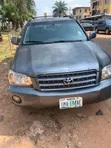 Toyota Highlander 2004 Gray - 1