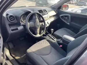 Toyota RAV4 2.5 Sport 4x4 2010 Gray